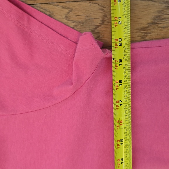 LEVIS SIGNATURE WOMEN'S PINK CREWNECK SHORT SLEEVE TEE SIZE XL - Picture 10 of 10